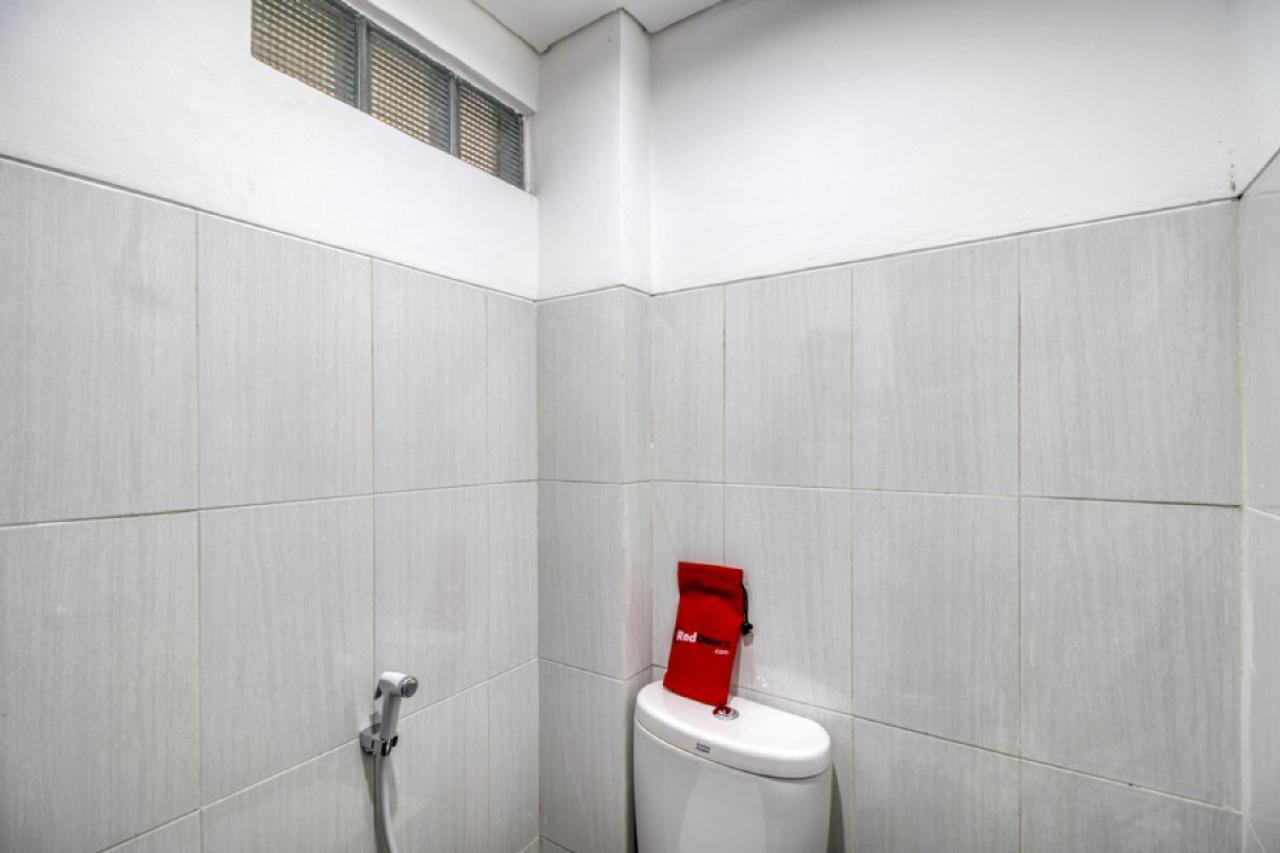 Reddoorz Syariah Near Galeria Mall Yogyakarta Extérieur photo